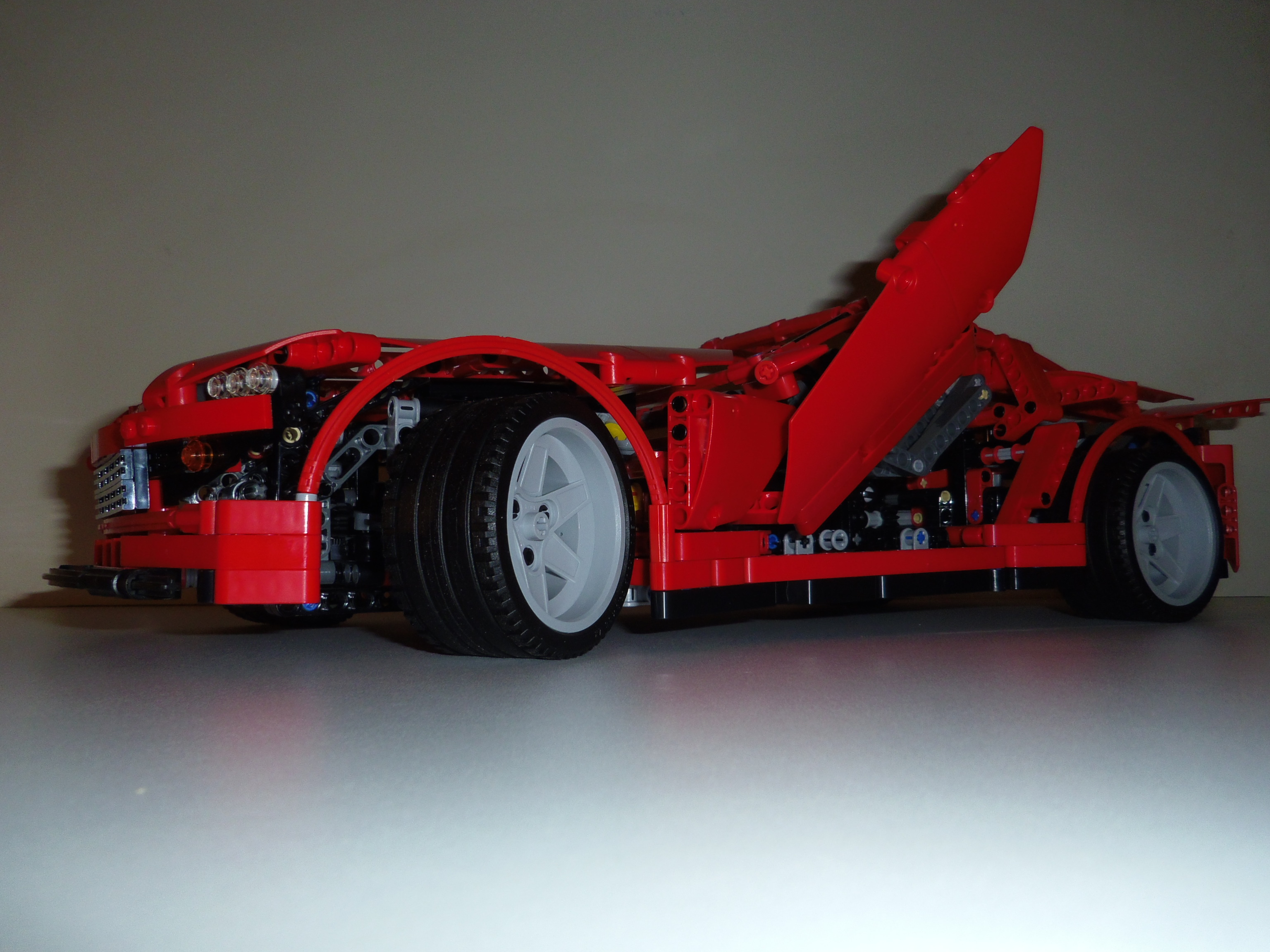 8070-super_car_2.jpg