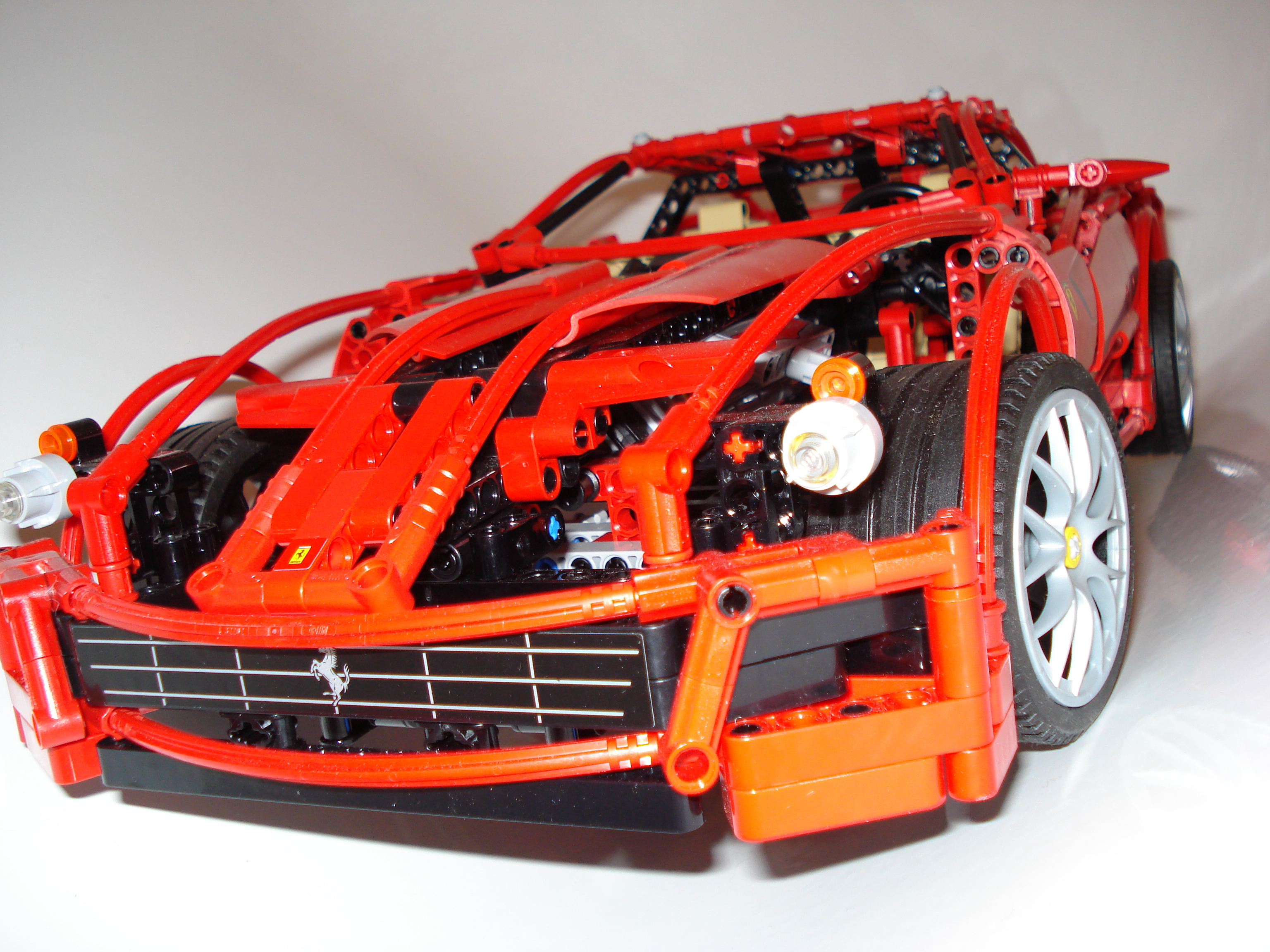 8145-599_gtb_fiorano_1.jpg