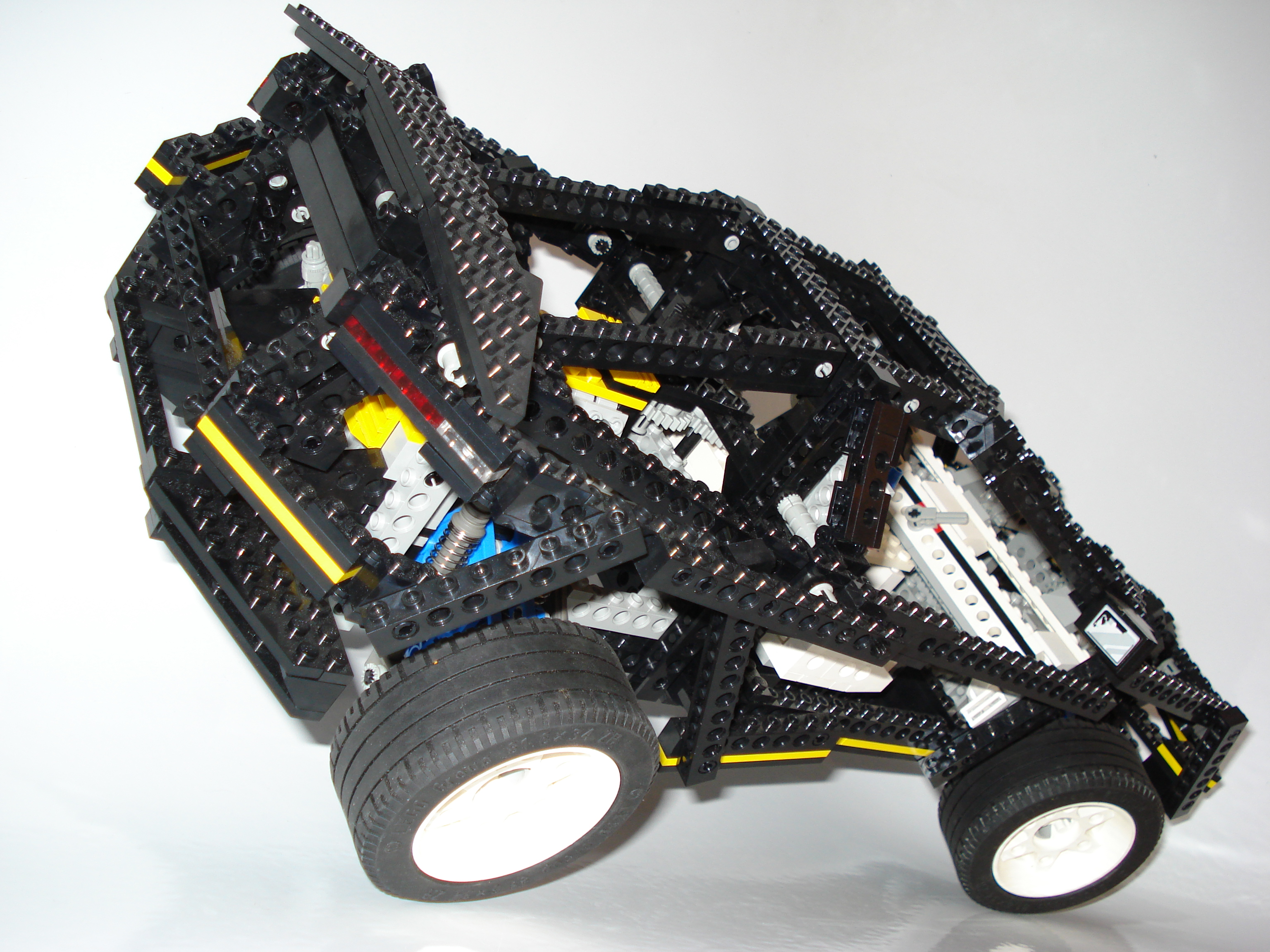 8880-supercar_7.jpg