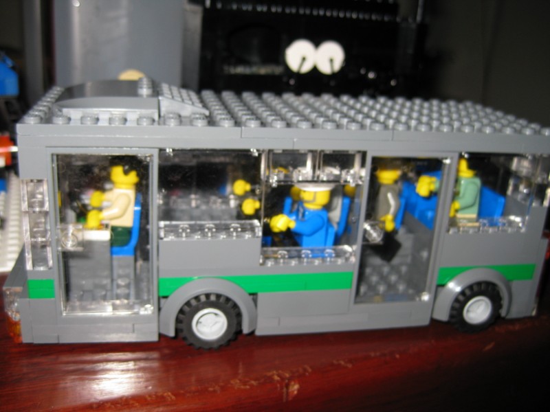 bus005.jpg
