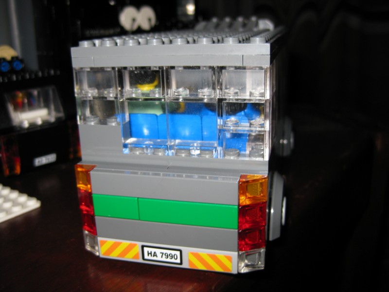 bus011.jpg