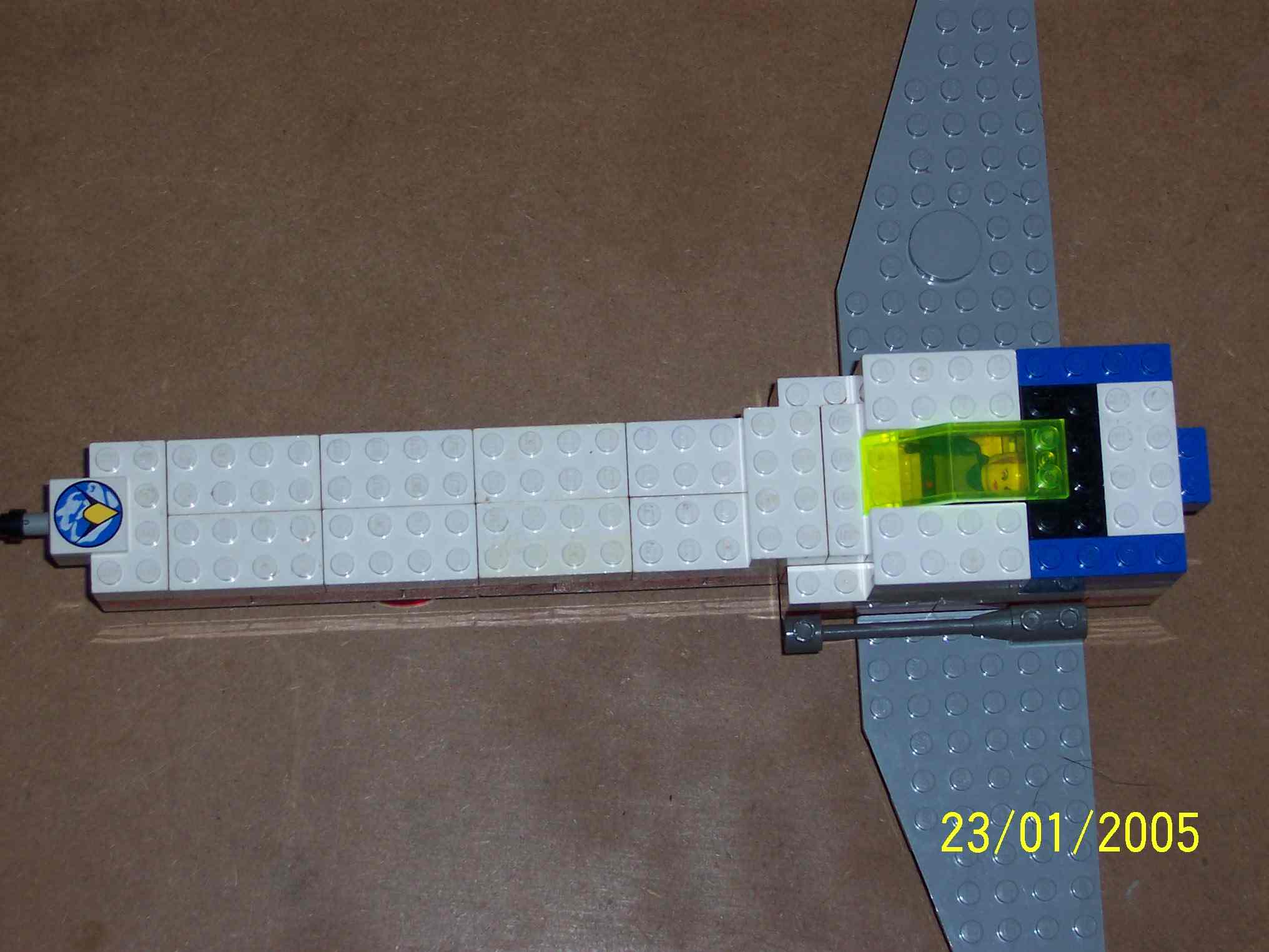 lego001.jpg