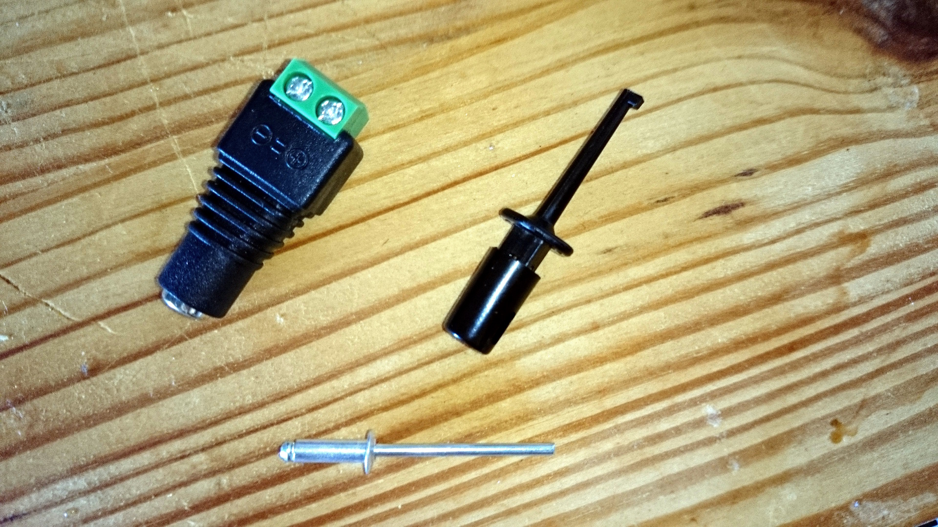 ev3-poweradapter-01.jpg