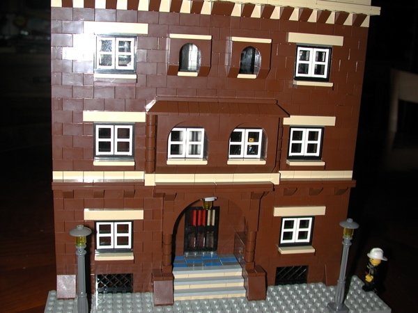 lego-brownstone.jpg