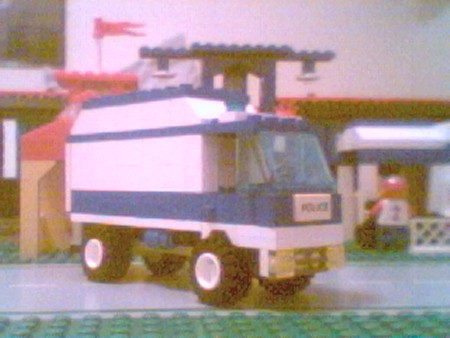 police-truck1.jpg