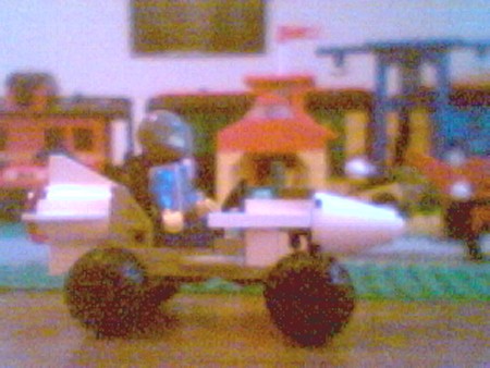 space_rocket_car_01.jpg