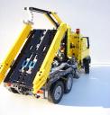 8421-moc-loadingplatform2.jpg