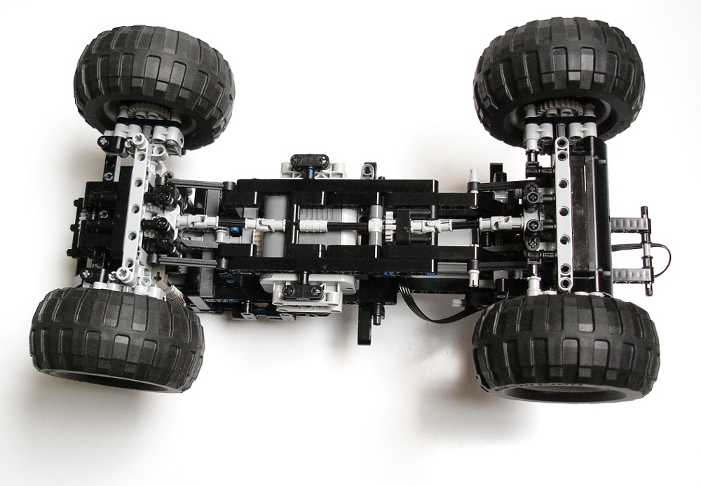 4x4_chassis_bottom.jpg