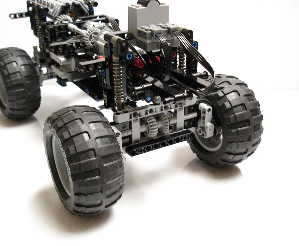 4x4_chassis_rear_axle.jpg