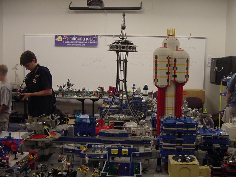 moonbase04.jpg
