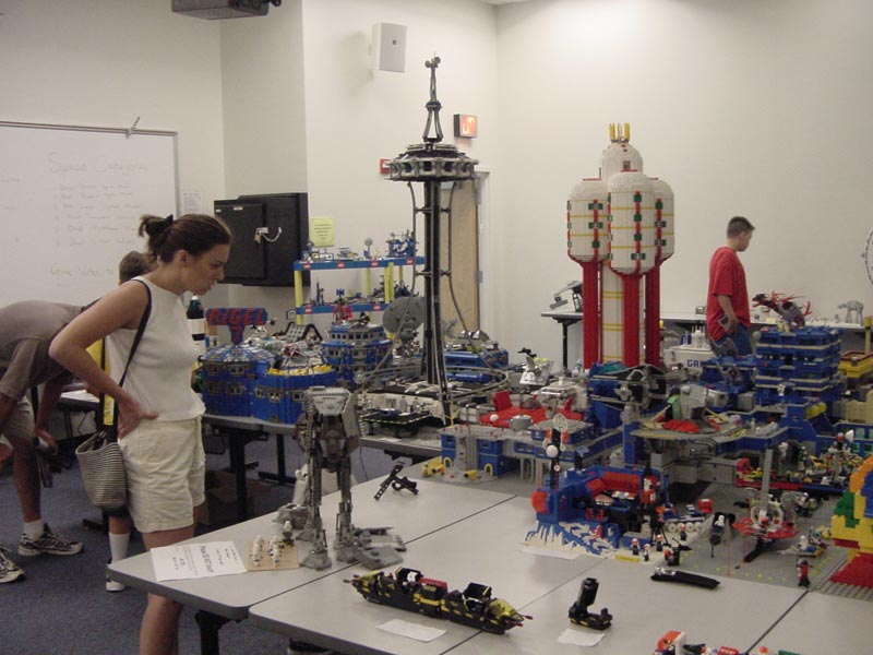 moonbase08.jpg