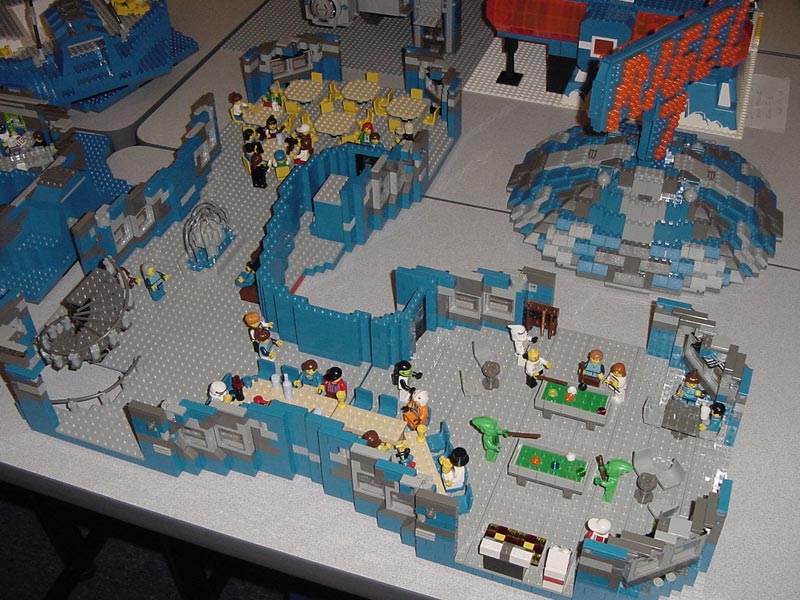 moonbase09.jpg