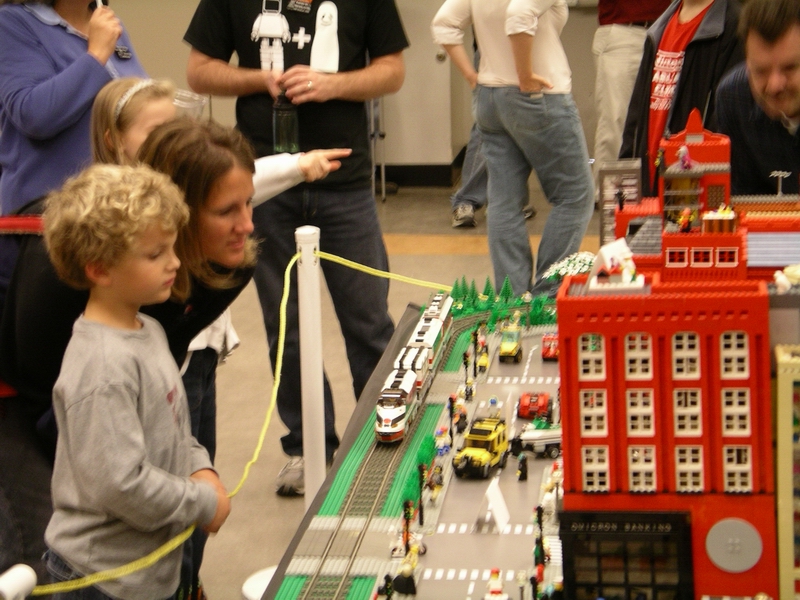 brickcon2005-073.jpg