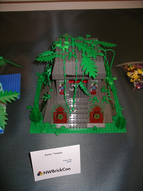 nw-brickcon2004-005.jpg