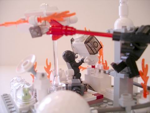 micro-moonbase-attack-10.jpg