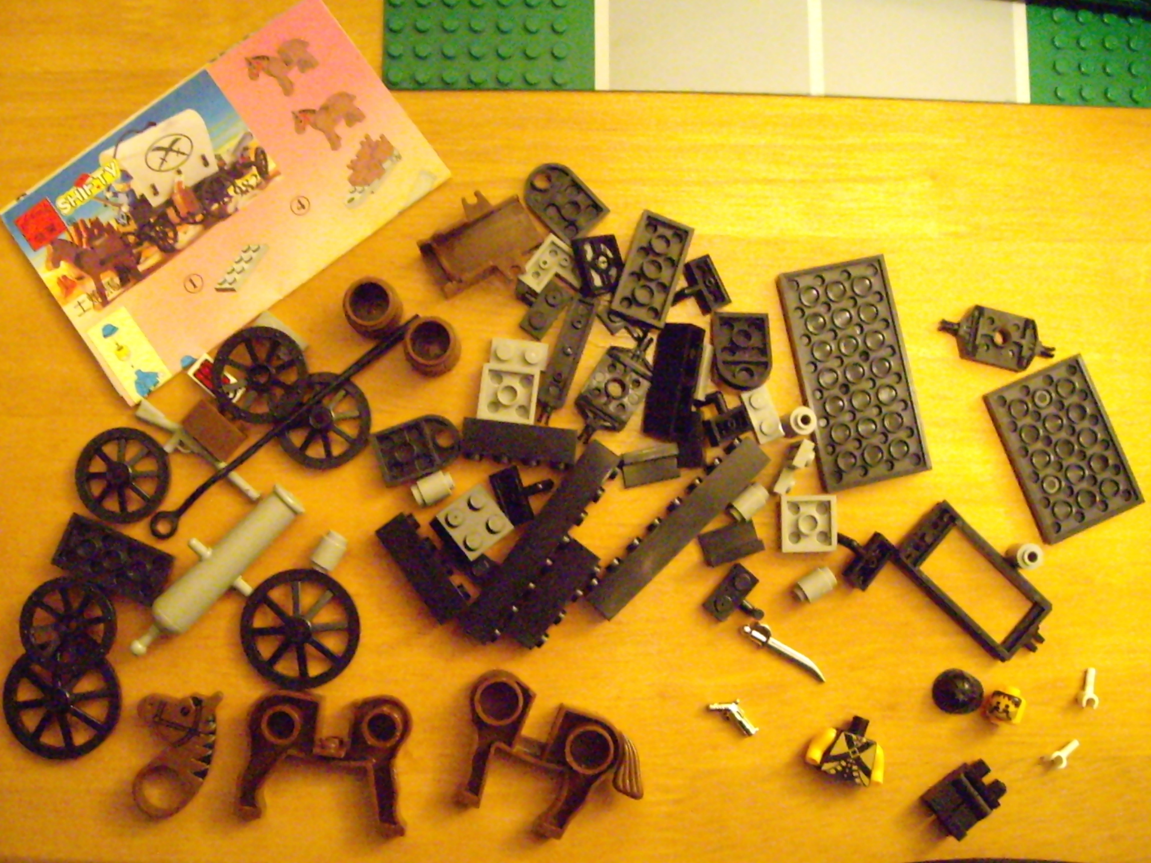 enlightenbrickset9825-08.jpg