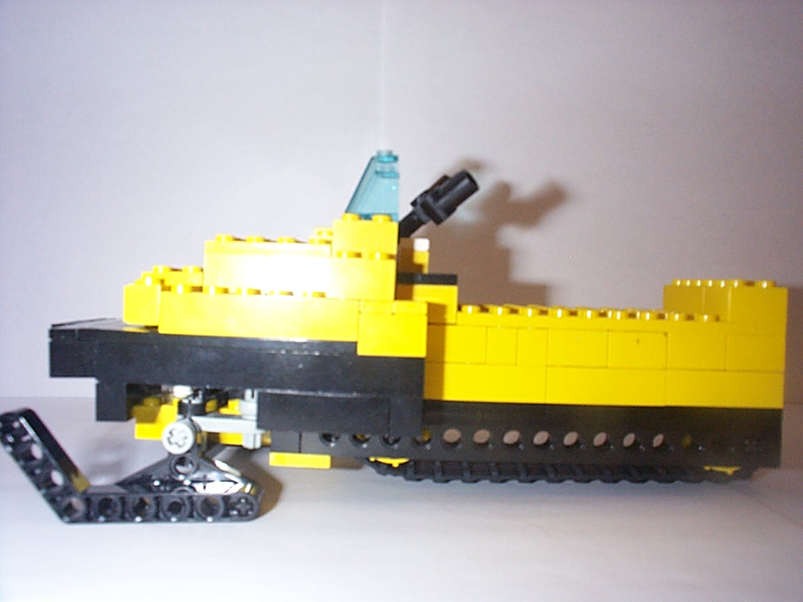 snowmobile2.jpg