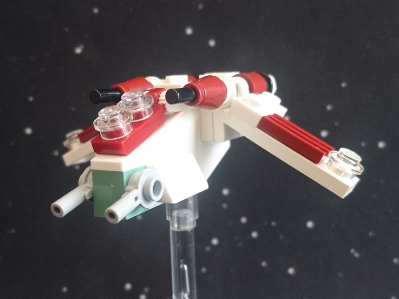 laat_flying_front.jpg