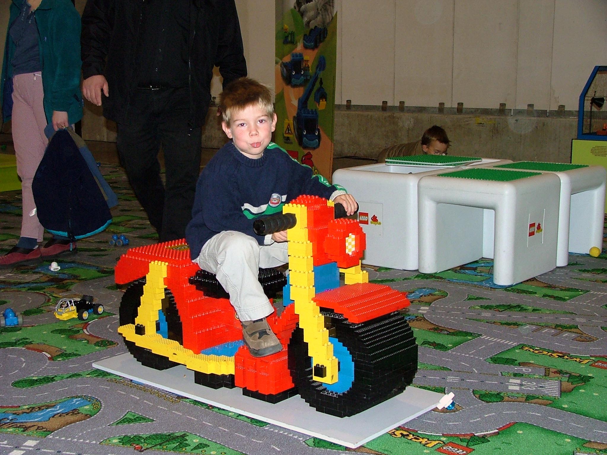 legofestival04134824.jpg