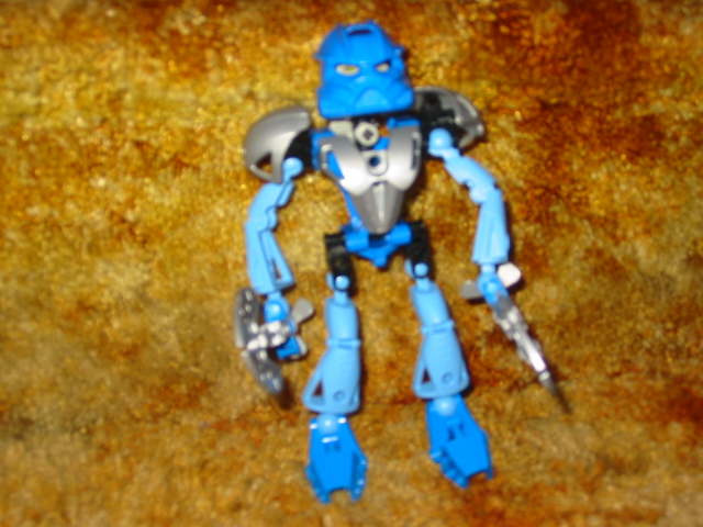 12-justins_bionicle_creations9.jpg