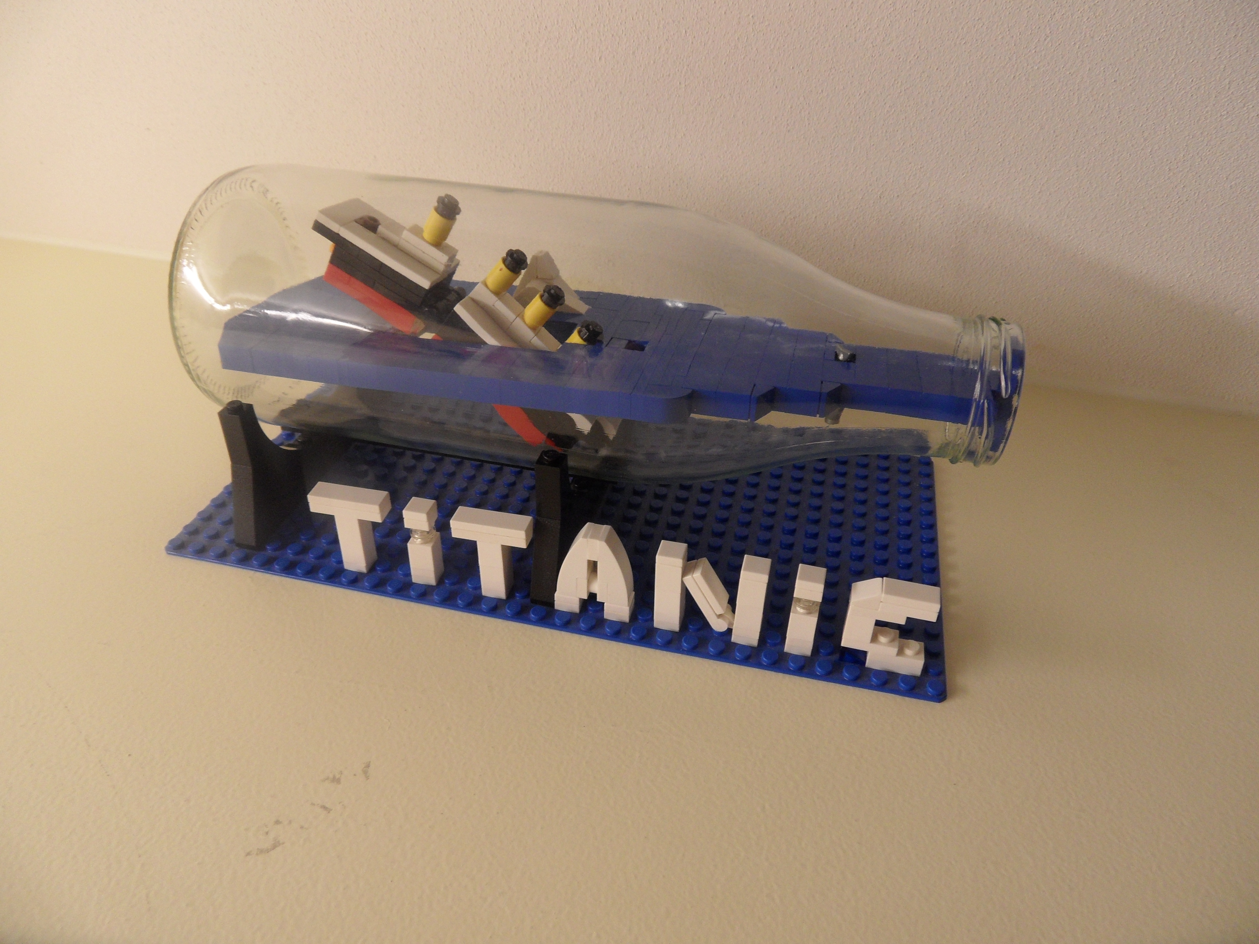 titanic_2.jpg