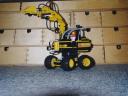 first_moc_pneumatic_digger.jpg