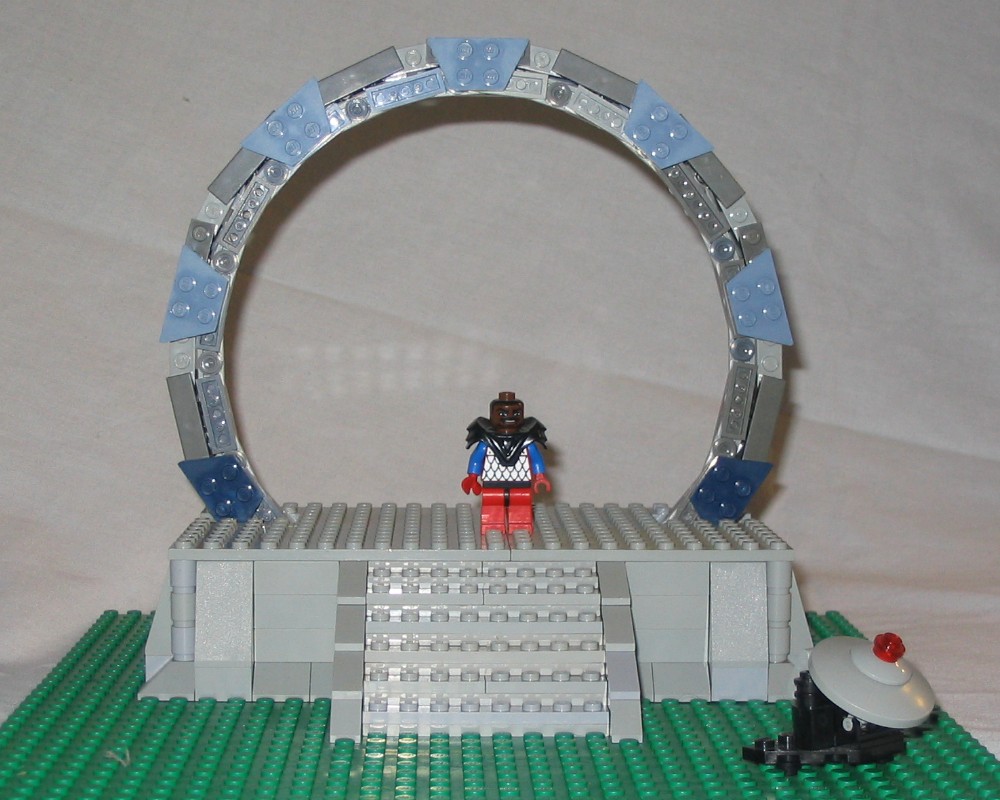 stargate_fig_front.jpg