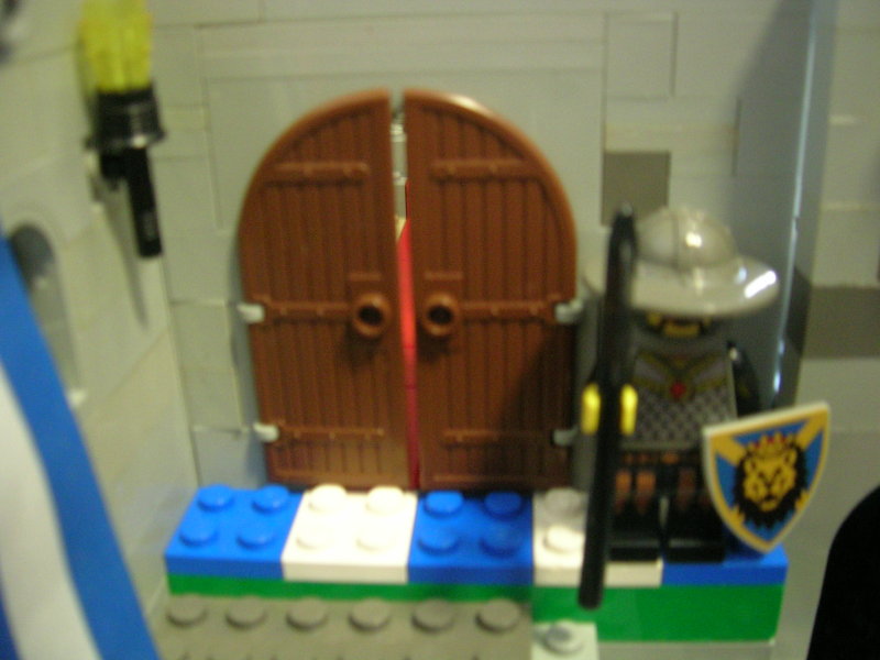 06_entrance_to_throne_room.jpg