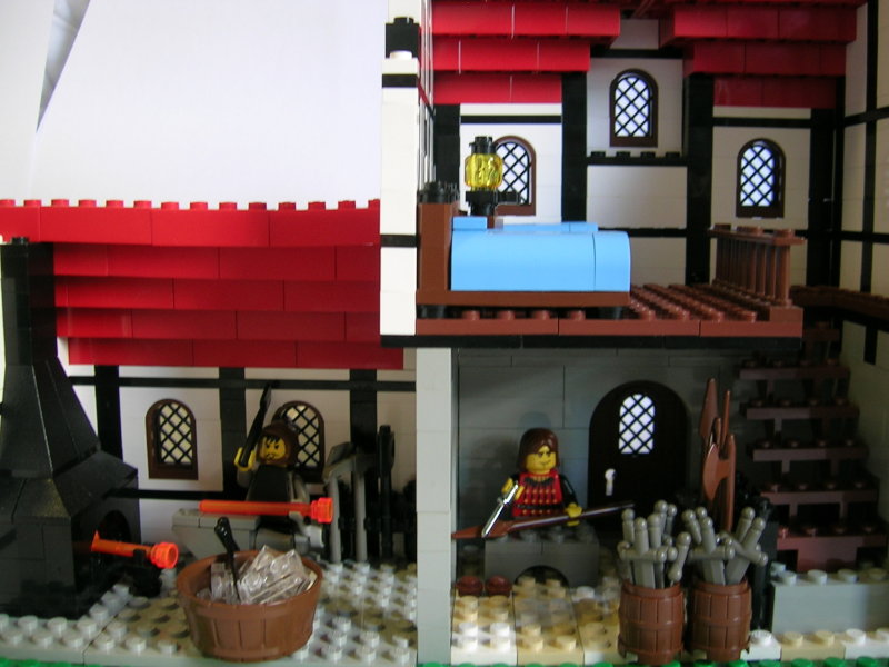 11_interior_of_weaponsmith_without_roof.jpg