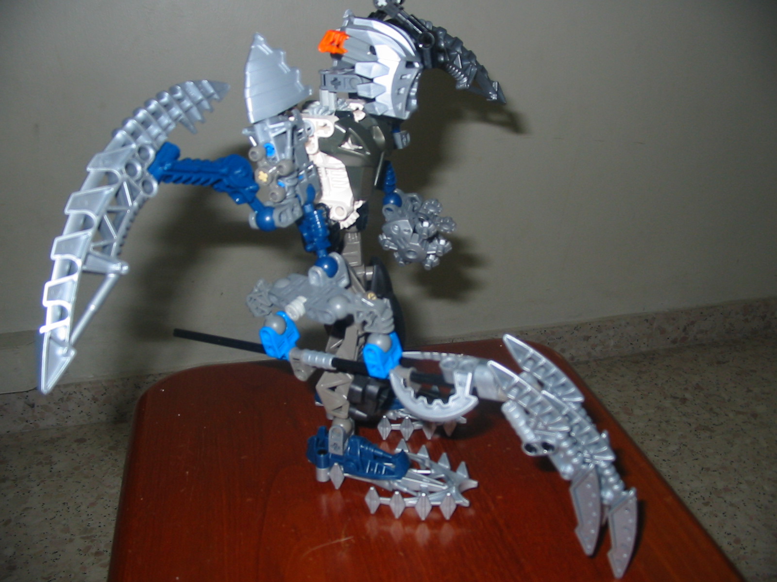 winged_toa_side.jpg