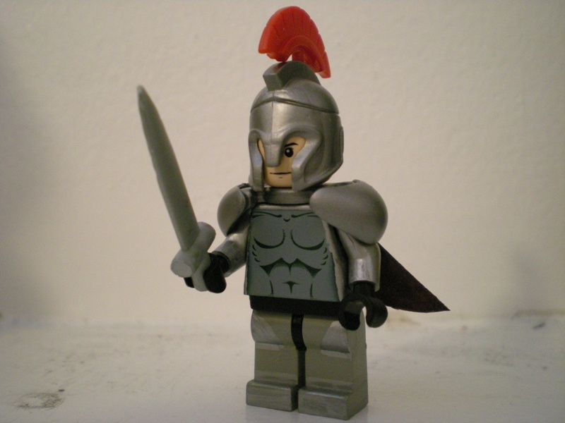 gladiator_front_with_sword.jpg