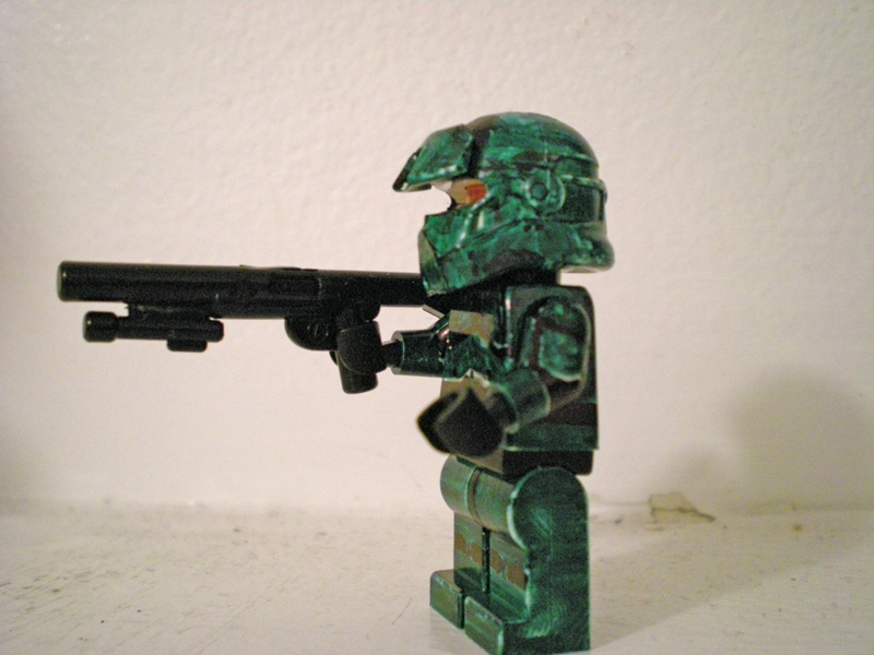 master_chief_with_shotgun.jpg