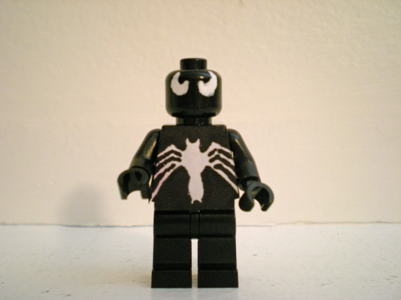 venom_no_tongue_front.jpg