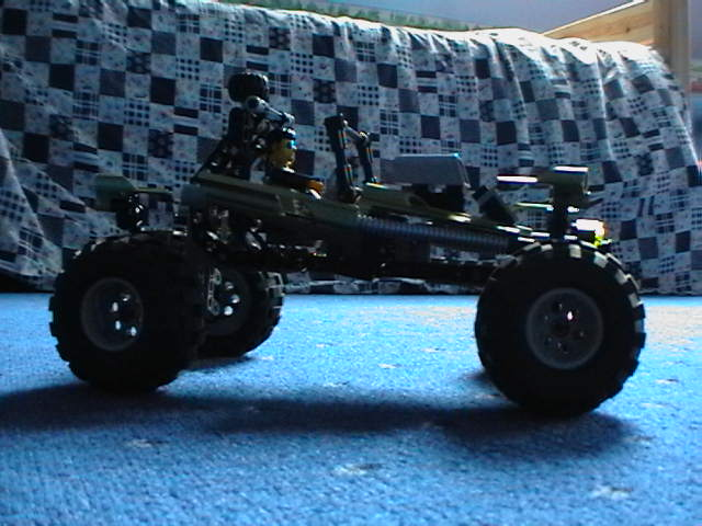 lego8.bmp