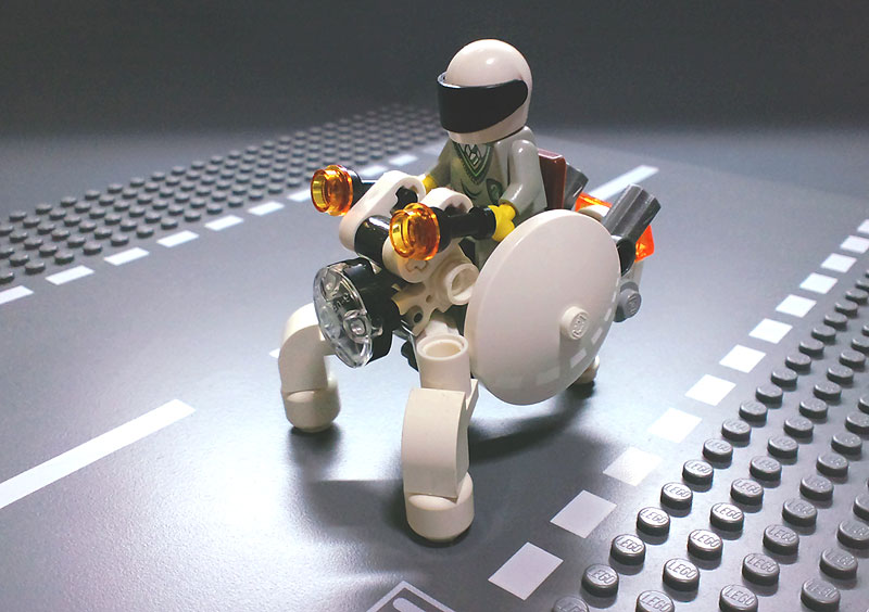 3legsmotorcycle_01.jpg