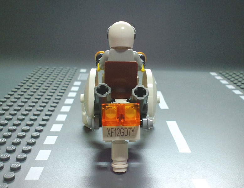 3legsmotorcycle_05.jpg