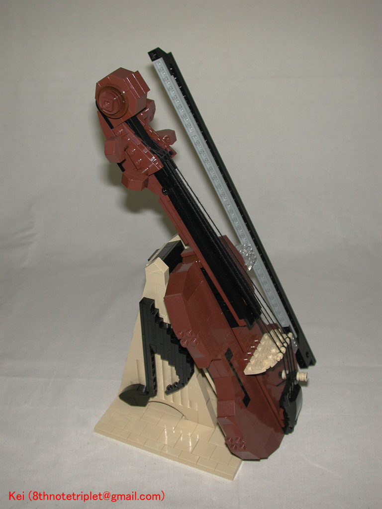 lego_stradivarius_03.jpg
