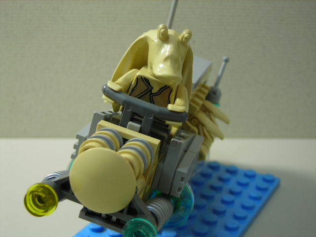 droidcarrierb-02.jpg