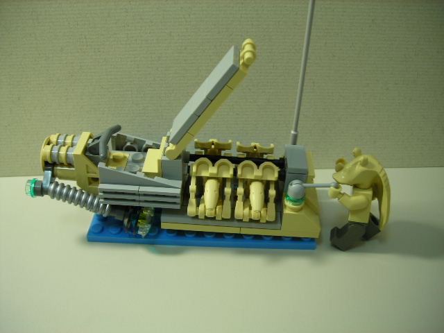 droidcarrierb-04.jpg