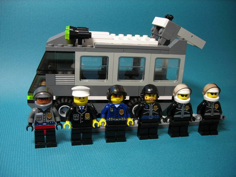 policebus-07.jpg