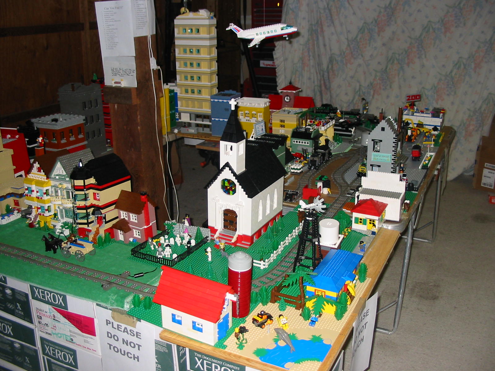 train-layout2004-005.jpg.jpg