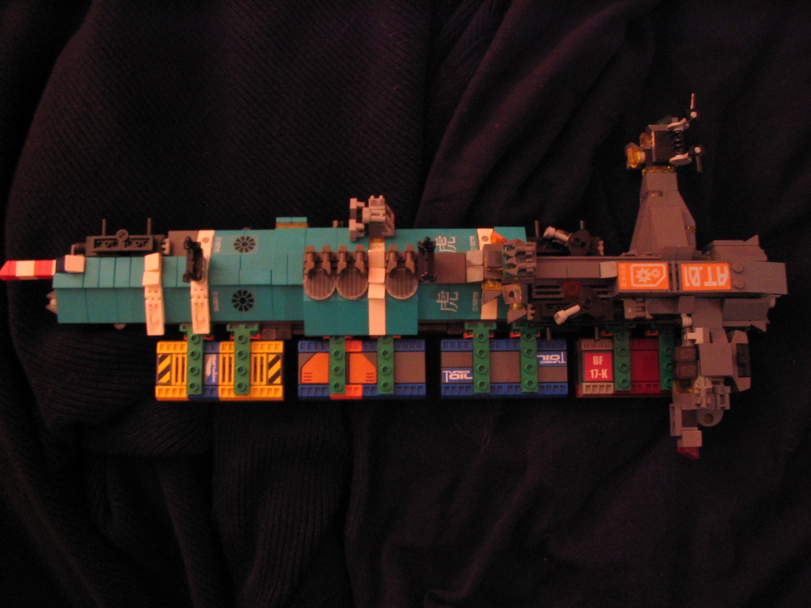 msc_cargo_002.jpg