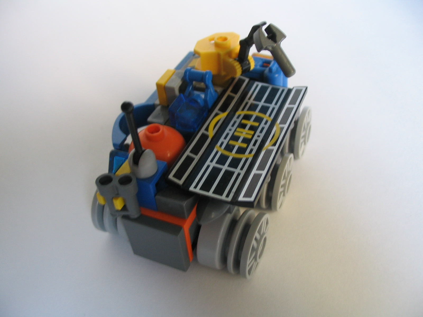 000_005.jpg