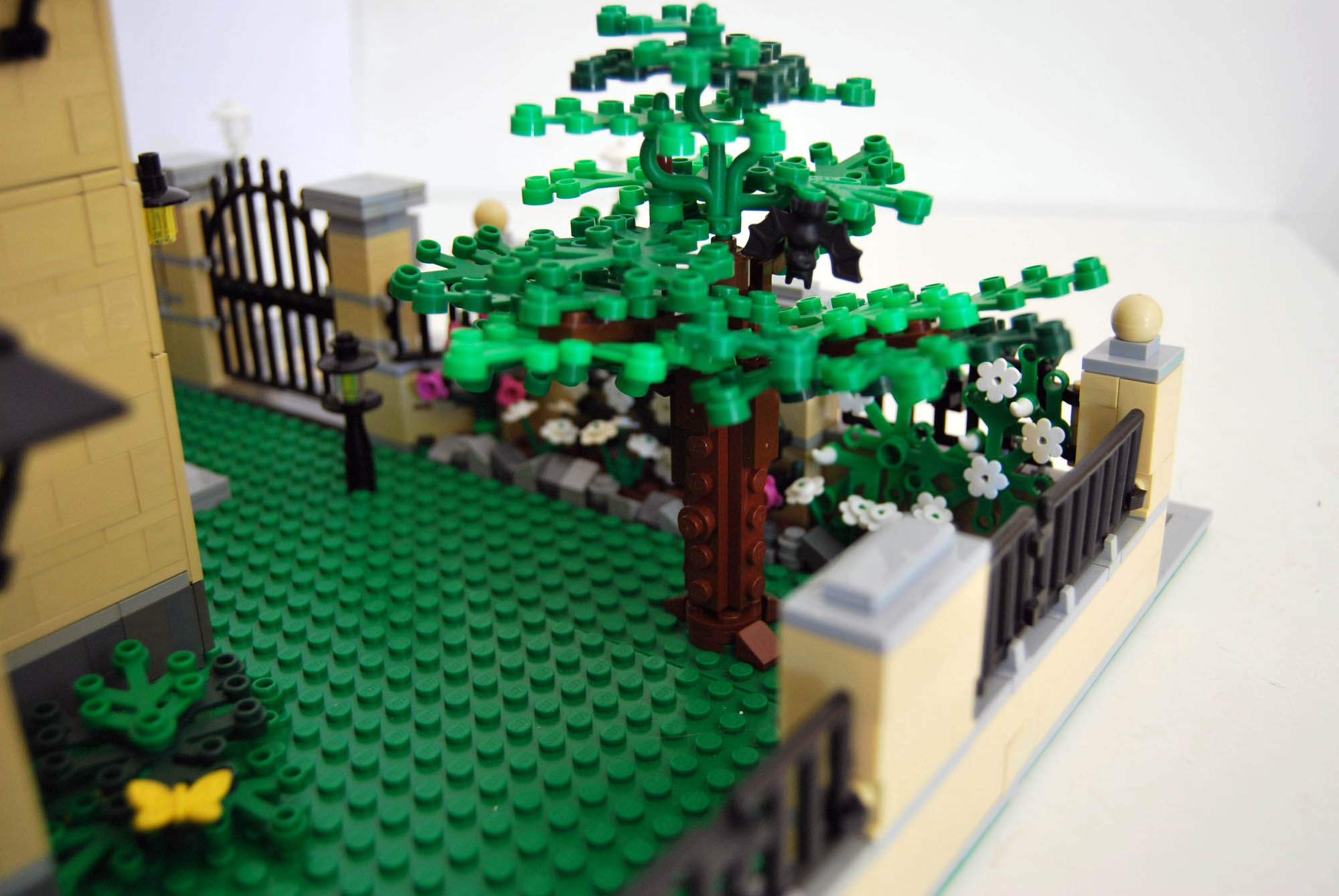 v4_fronte_giardino_sx_2.jpg