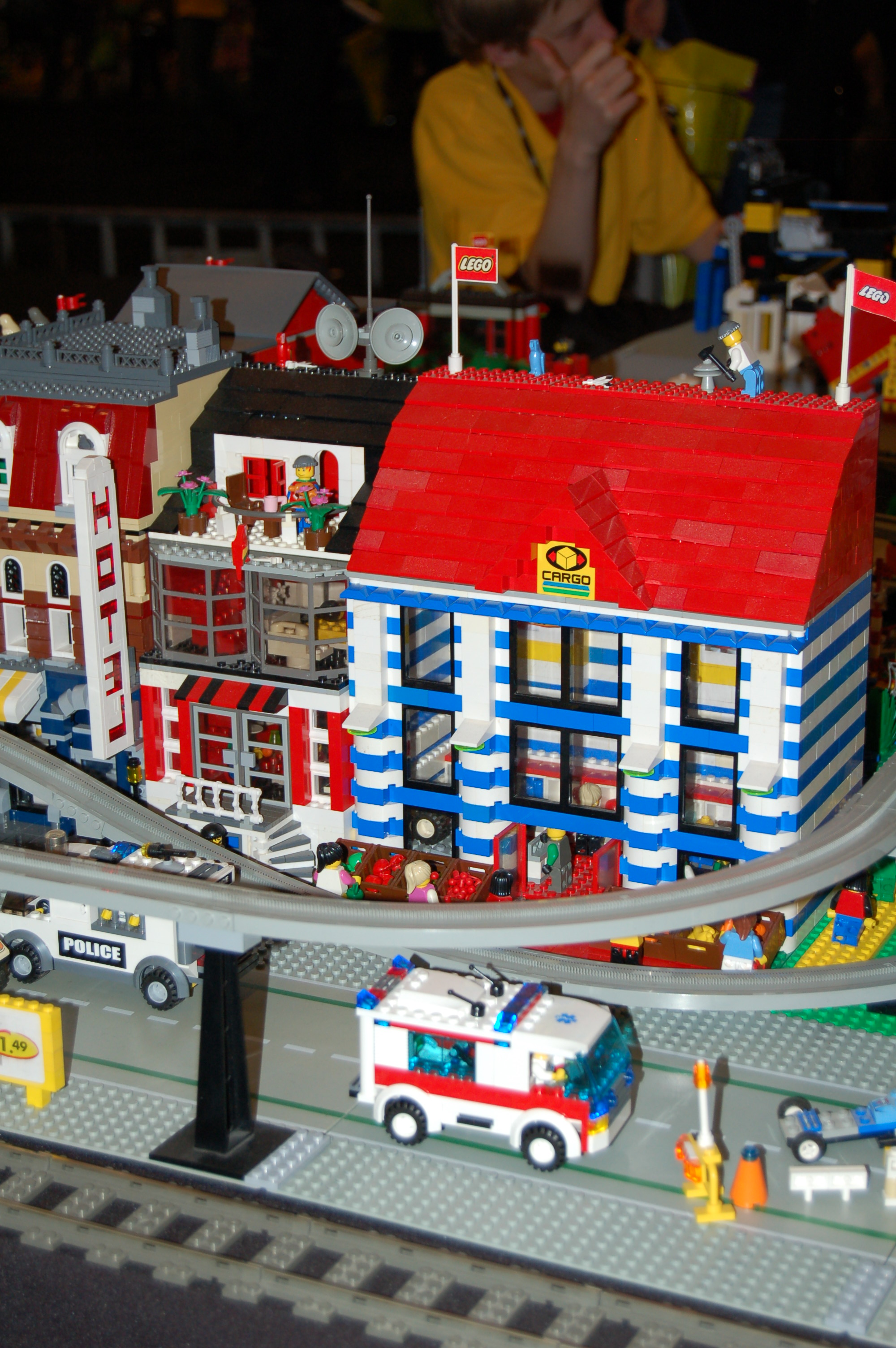 legoworld_winkelstraat.jpg