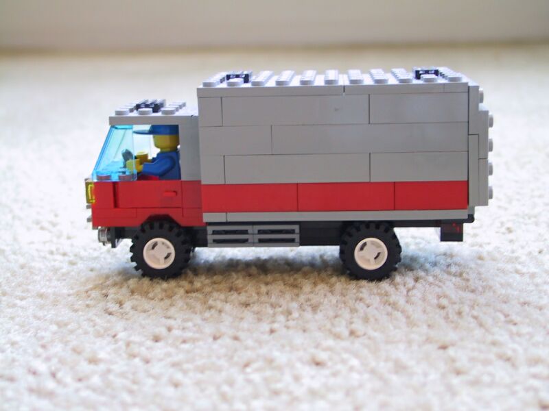 movingvan.jpg