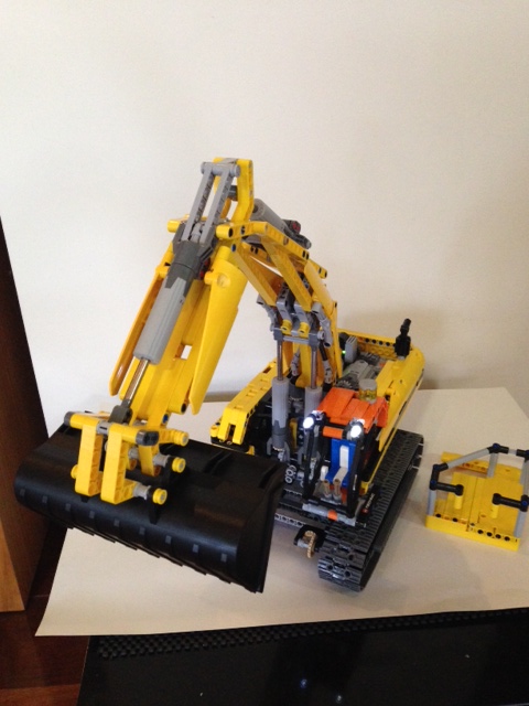excavator_front_roof_off.jpg