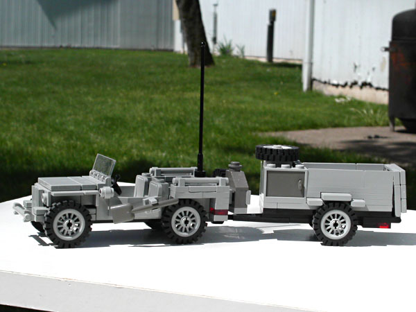 grayjeep.jpg