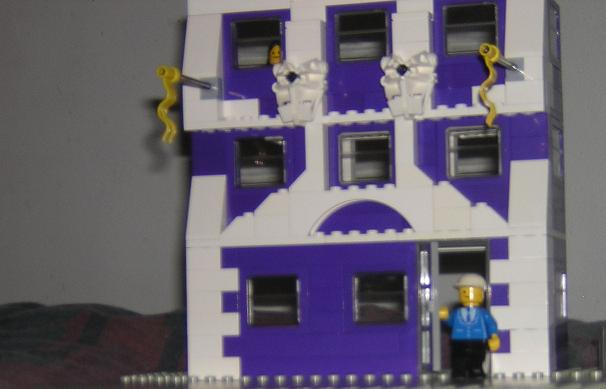 purplebuilding_004.jpg