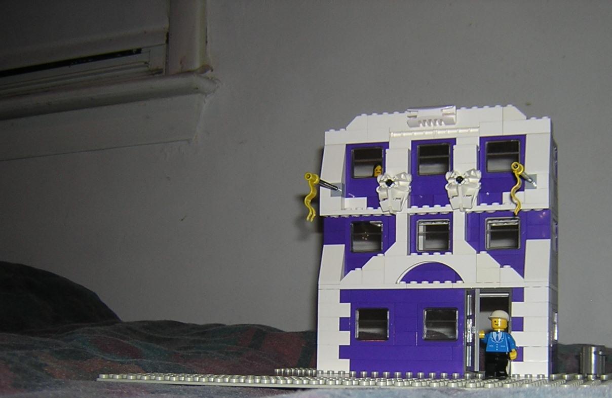 purplebuilding_005.jpg